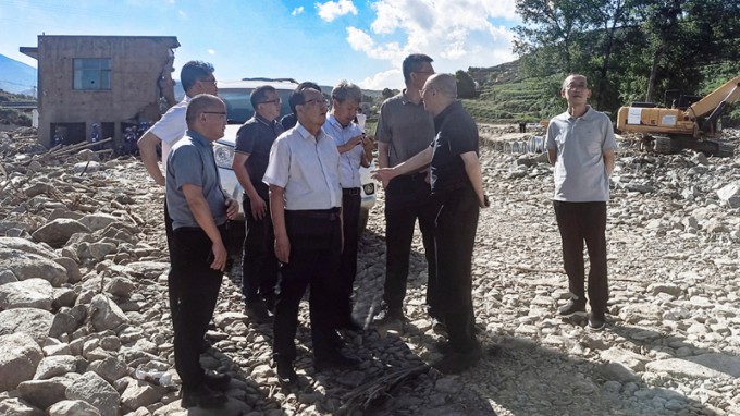 張佩峰 陳一夫赴榆中縣督導災害評估及災后重建技術咨詢服務工作